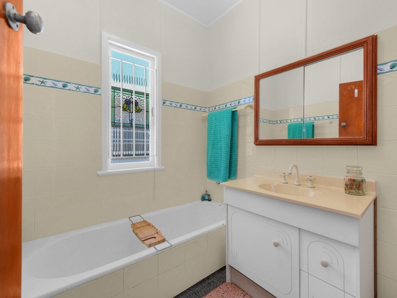 16 Wade Street, Wavell Heights QLD 4012