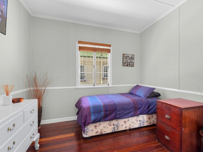 16 Wade Street, Wavell Heights QLD 4012