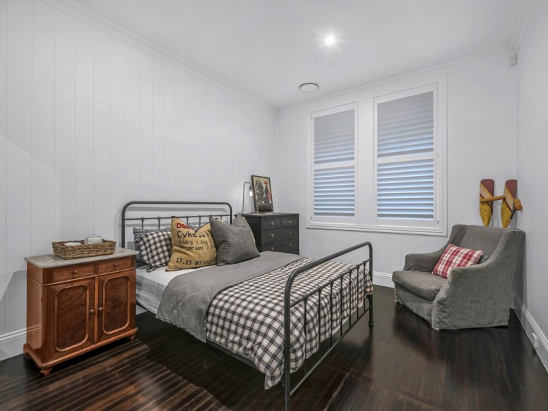 94 Gerler Street, Bardon QLD 4065