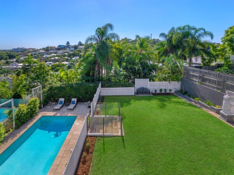 28 Queens Road, Hamilton QLD 4007