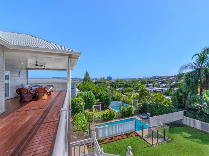 28 Queens Road, Hamilton QLD 4007