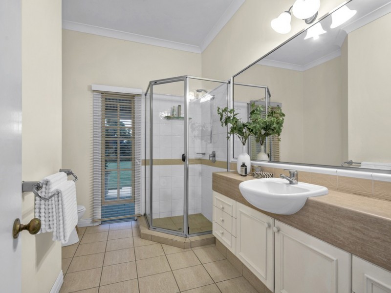 249 Upper Brookfield Road, Upper Brookfield QLD 4069