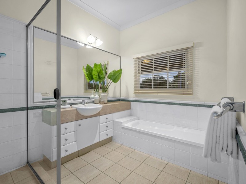 249 Upper Brookfield Road, Upper Brookfield QLD 4069