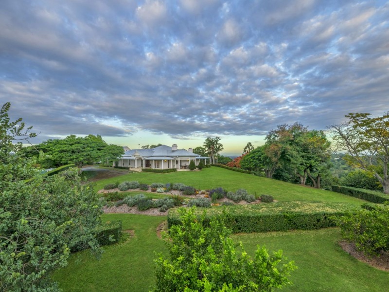 249 Upper Brookfield Road, Upper Brookfield QLD 4069