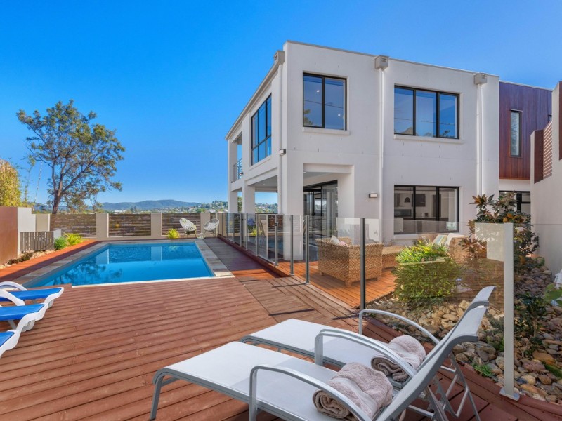 39 Bush Street, Windsor QLD 4030