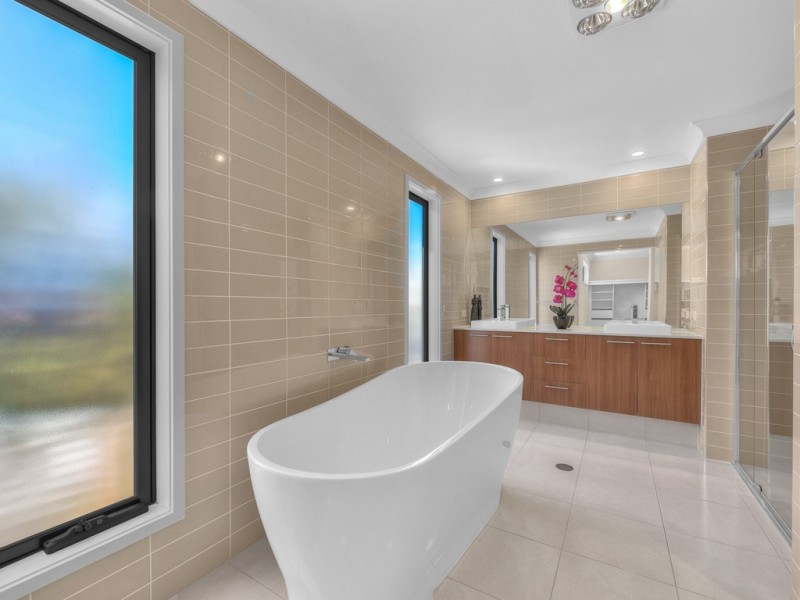 39 Bush Street, Windsor QLD 4030