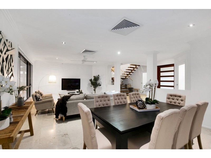 8 Tokely Court, Murrumba Downs QLD 4503