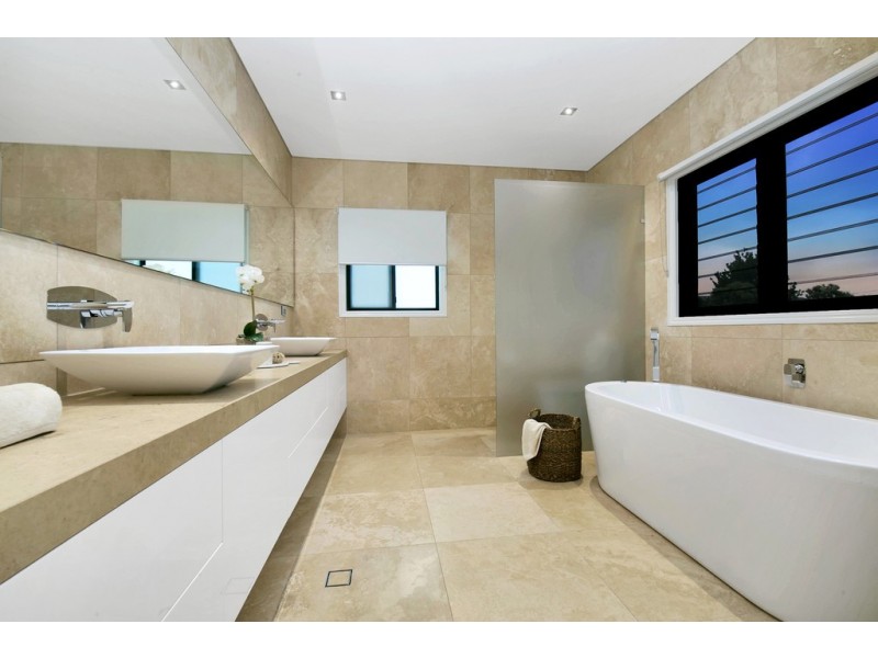 8 Tokely Court, Murrumba Downs QLD 4503