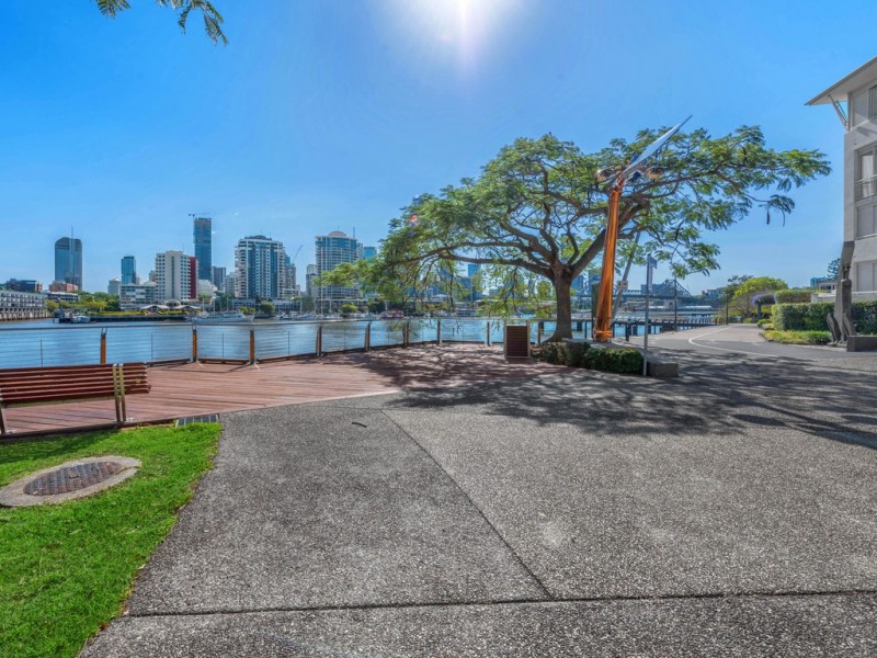 2/18 Griffith Street, New Farm QLD 4005