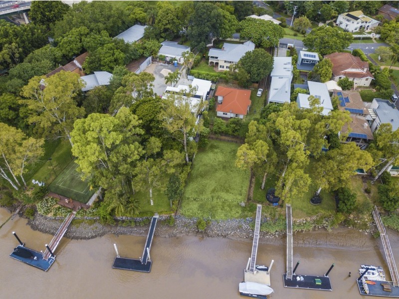 19 Longman Terrace, Chelmer QLD 4068