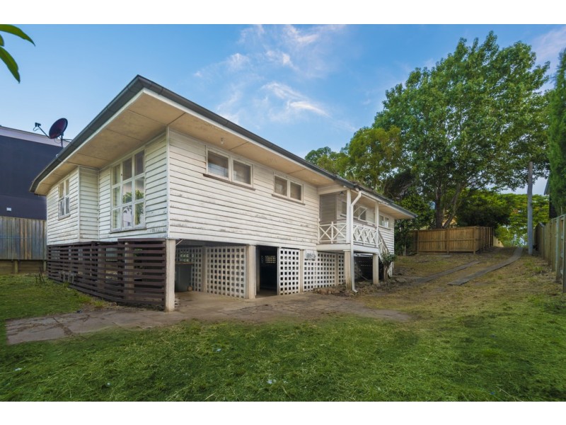 19 Longman Terrace, Chelmer QLD 4068