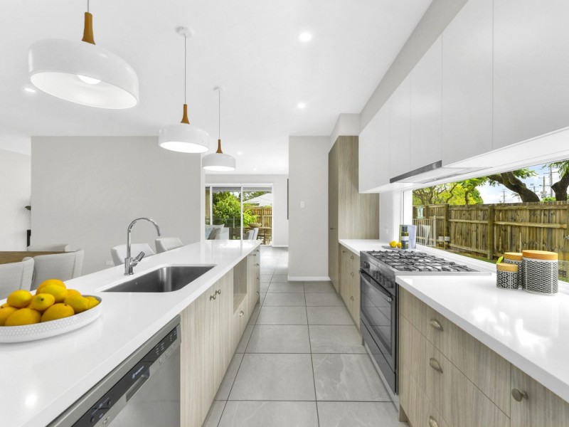 2 Golden Square, Hendra QLD 4011