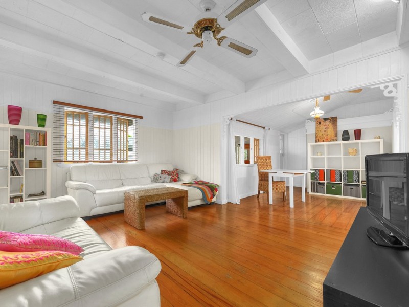 388 Wynnum Road, Norman Park QLD 4170
