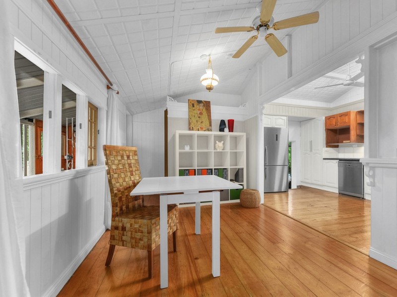 388 Wynnum Road, Norman Park QLD 4170