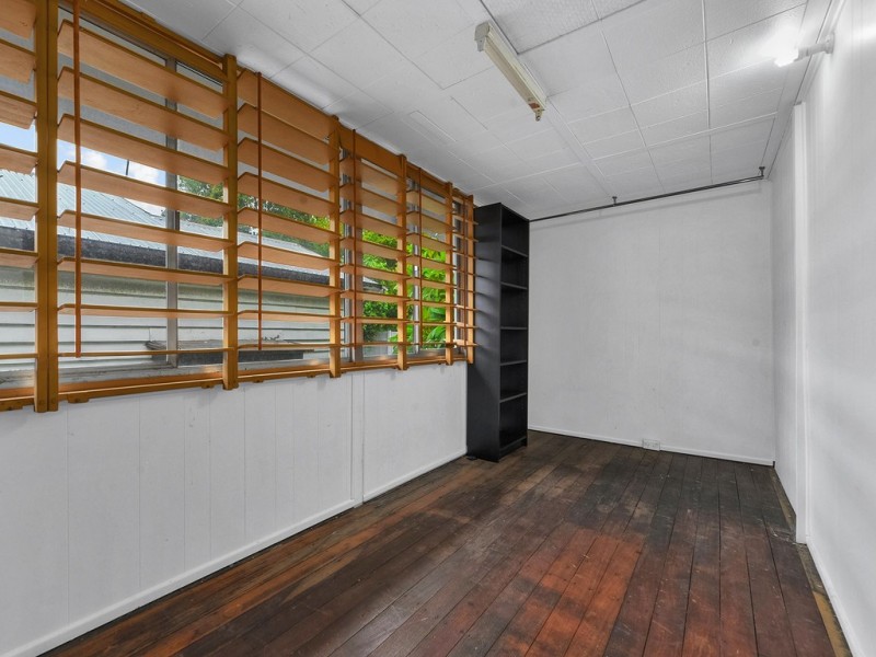 388 Wynnum Road, Norman Park QLD 4170