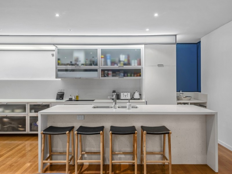 14 Midvale Lane, Teneriffe QLD 4005