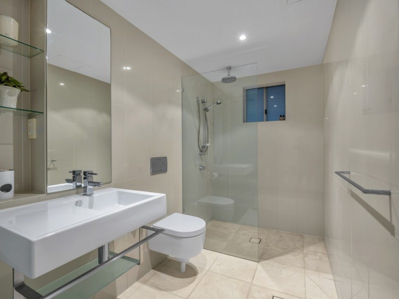 14 Midvale Lane, Teneriffe QLD 4005