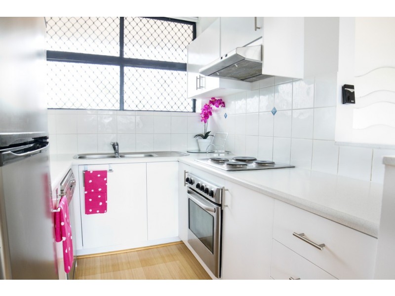 2/8 Oxenham Street, Nundah QLD 4012