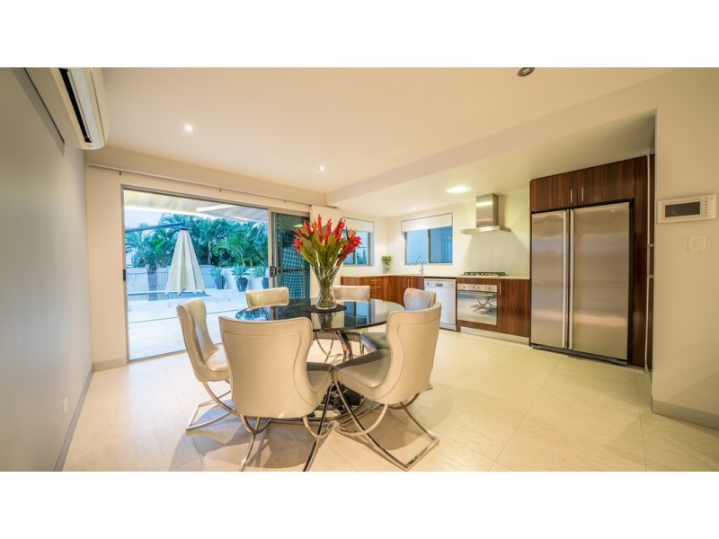 126 Wynnum Road, Norman Park QLD 4170