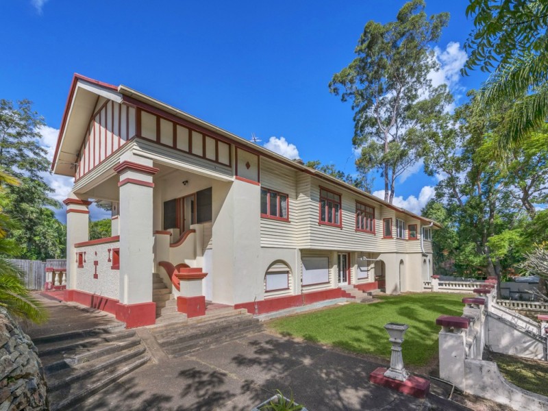 95 Bank Road, Graceville QLD 4075