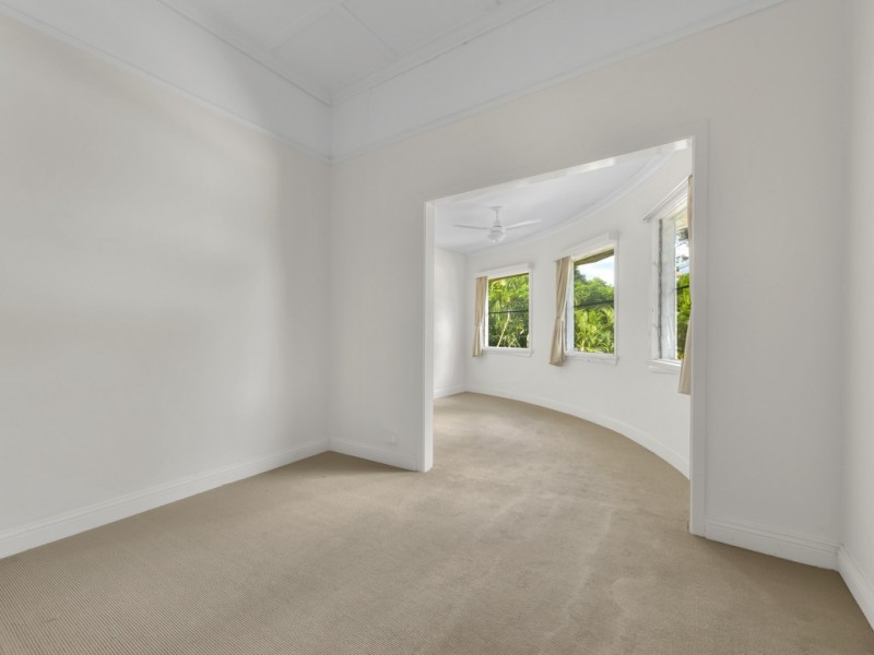 95 Bank Road, Graceville QLD 4075