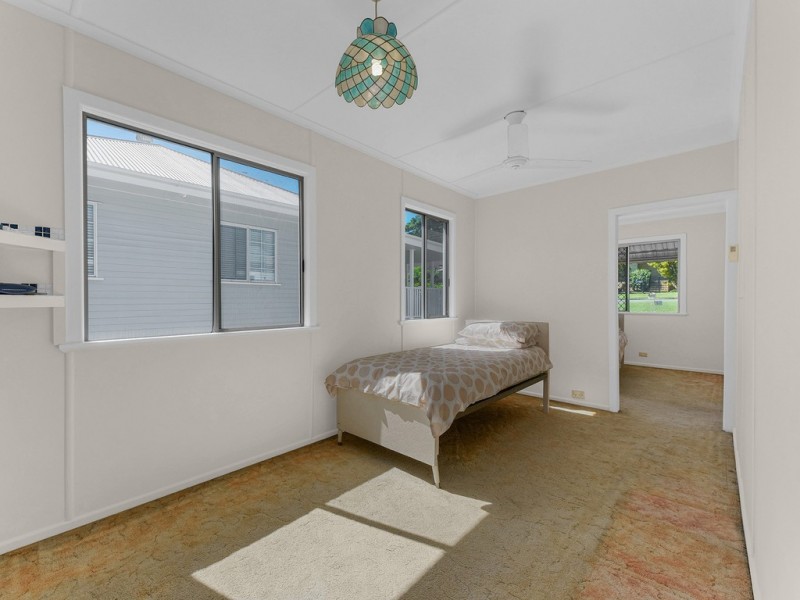 54 Castor Road, Wavell Heights QLD 4012