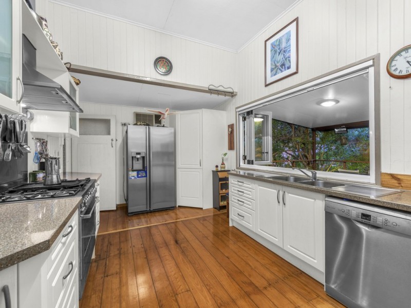 52 Rosemount Terrace, Windsor QLD 4030