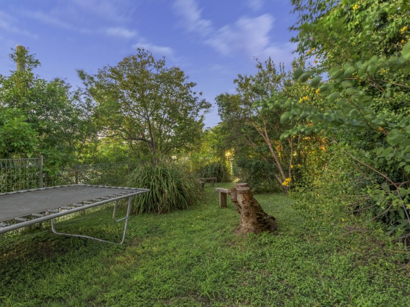 52 Rosemount Terrace, Windsor QLD 4030