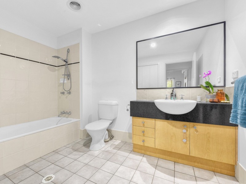 2/159-163 Sydney Street, New Farm QLD 4005