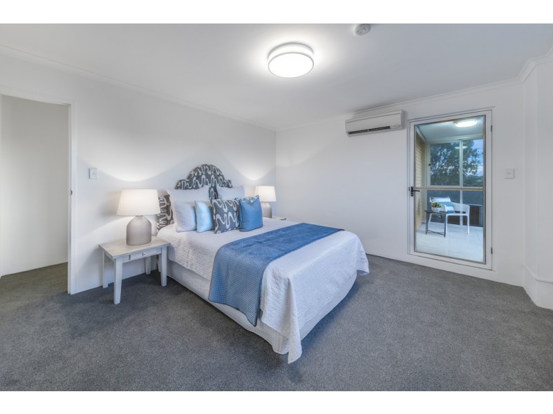 14/2 Sandford Street, St Lucia QLD 4067