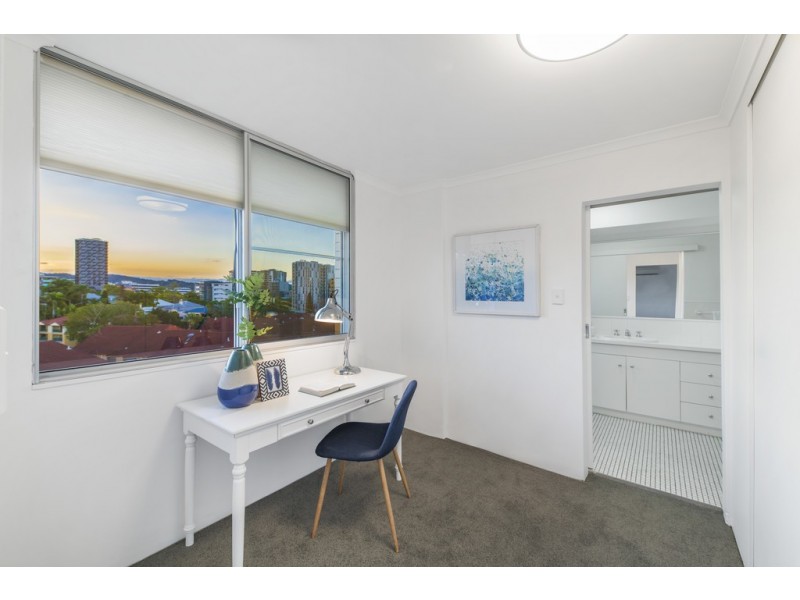 14/2 Sandford Street, St Lucia QLD 4067