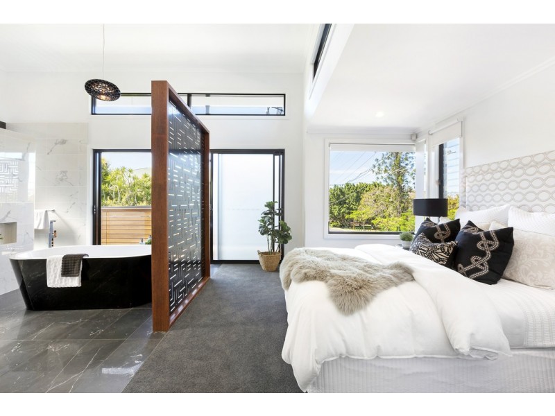 9 Derby Street, Hendra QLD 4011