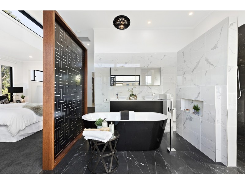 9 Derby Street, Hendra QLD 4011