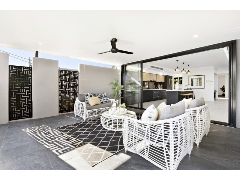 9 Derby Street, Hendra QLD 4011