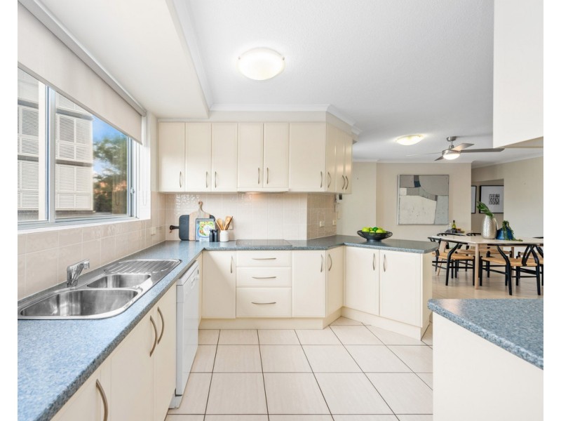 2/16 Moray Street, New Farm QLD 4005