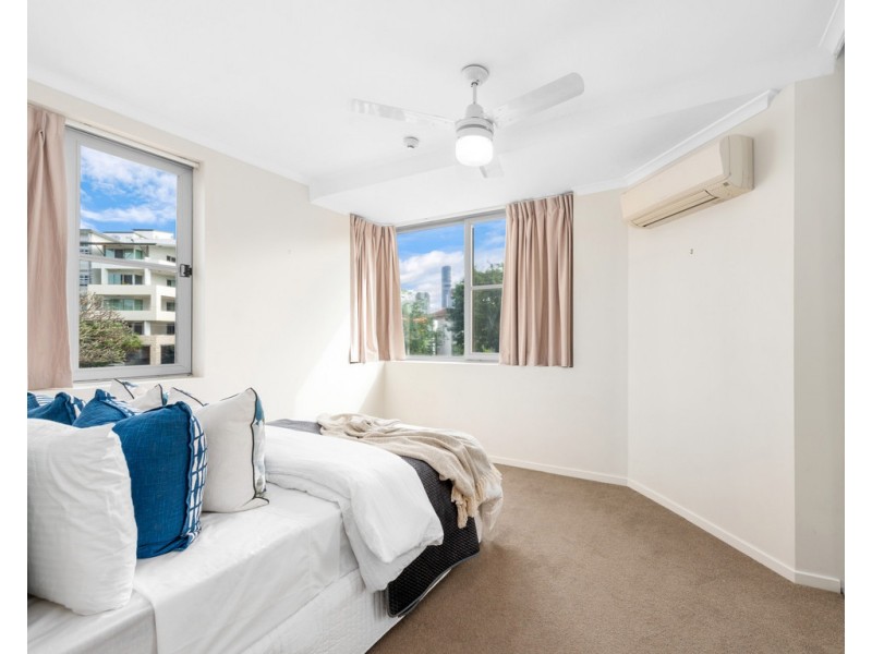 2/16 Moray Street, New Farm QLD 4005