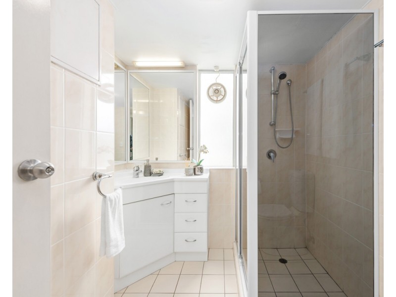 2/16 Moray Street, New Farm QLD 4005