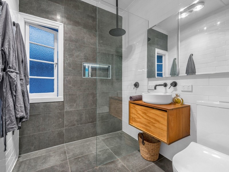 32 Parker Avenue, Northgate QLD 4013