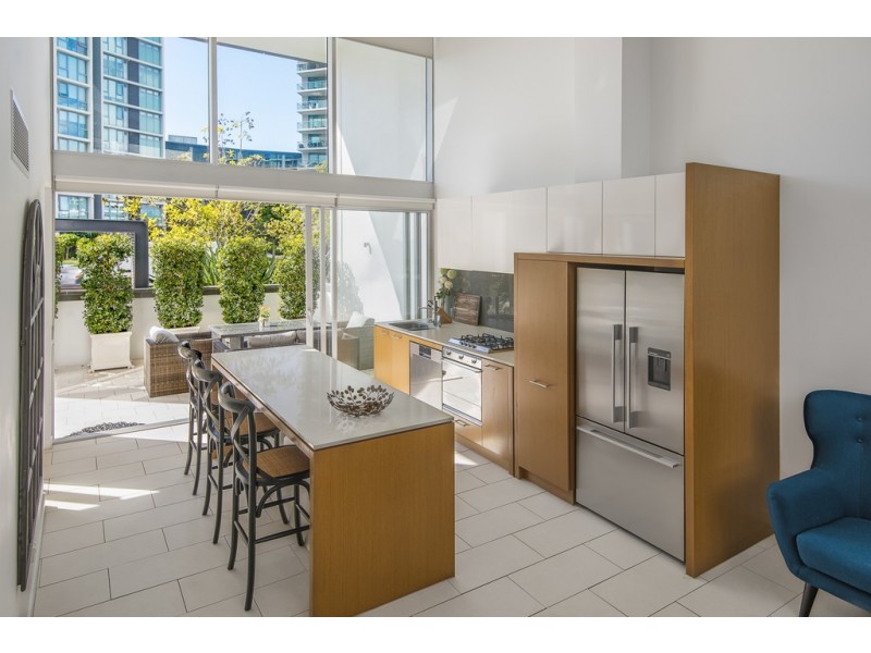 Infinity 37 Harbour Road, Hamilton QLD 4007