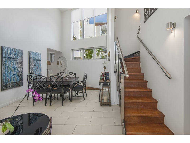 Infinity 37 Harbour Road, Hamilton QLD 4007