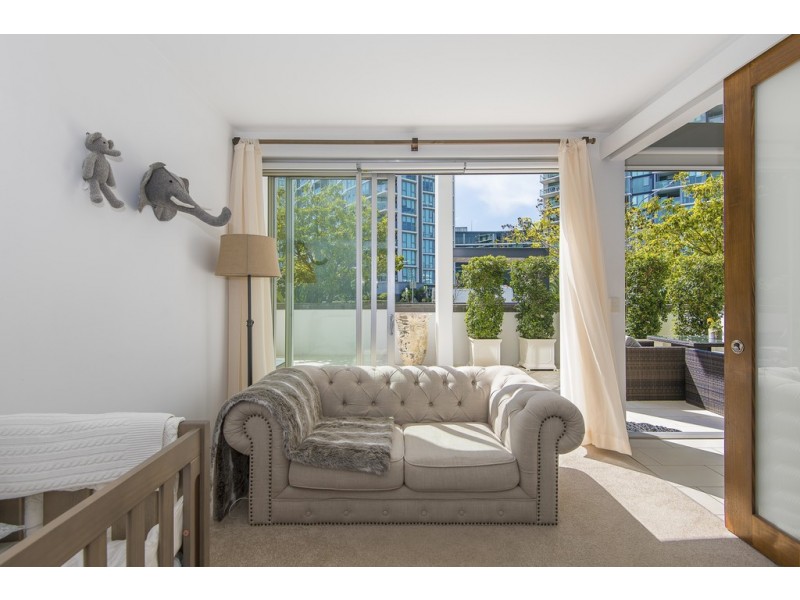 Infinity 37 Harbour Road, Hamilton QLD 4007