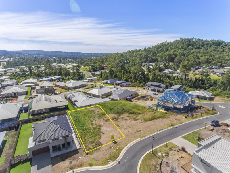11 Magpie Place, Upper Kedron QLD 4055