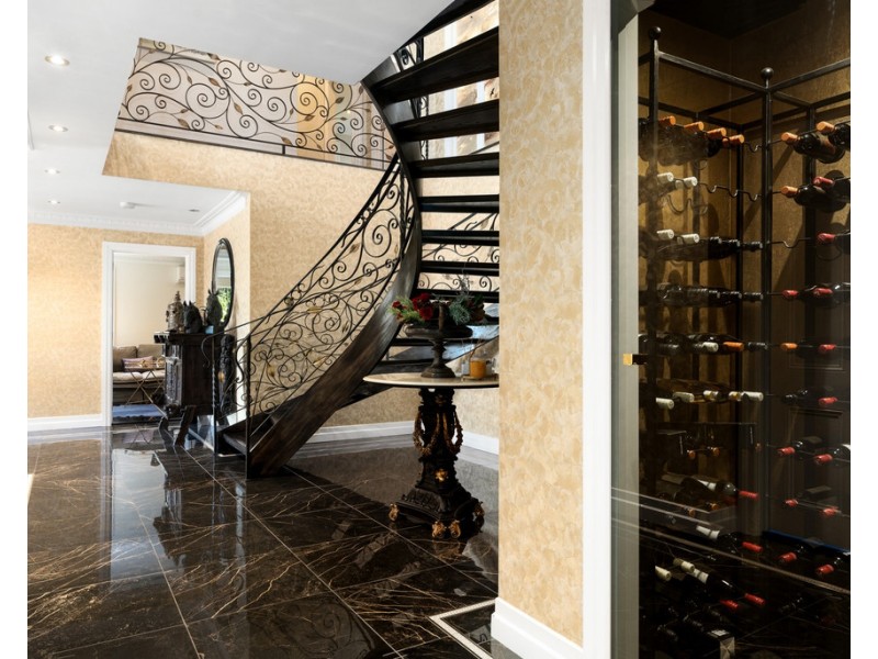 24 Hillside Crescent, Hamilton QLD 4007