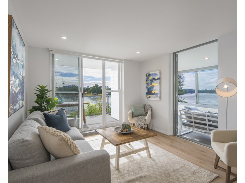 3/8 Sandford Street, St Lucia QLD 4067