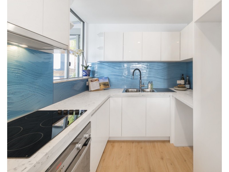 3/8 Sandford Street, St Lucia QLD 4067