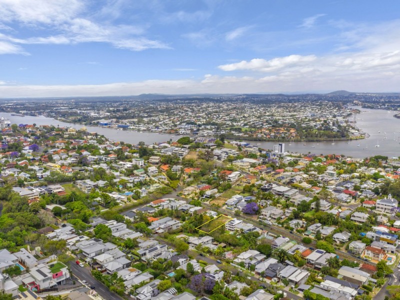 34 Joynt Street, Hamilton QLD 4007