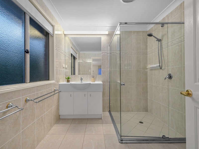 45 Riversleigh Crescent, Eatons Hill QLD 4037