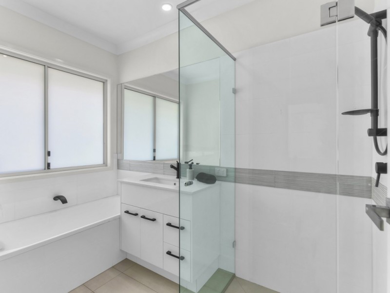 13 Moynihan Street, Ascot QLD 4007