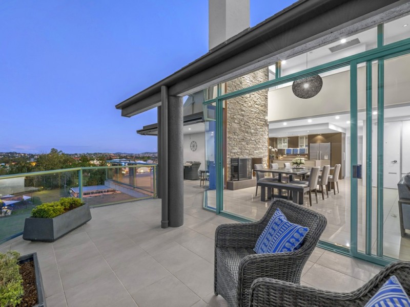 27/10 Park Avenue, East Brisbane QLD 4169