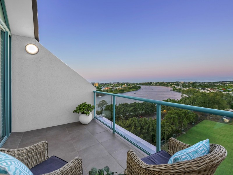 27/10 Park Avenue, East Brisbane QLD 4169